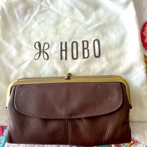 Hobo Wallet.  Like new.  EUC.